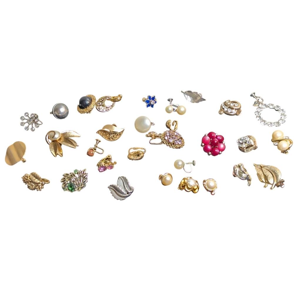 Lot of Vintage Single Earrings